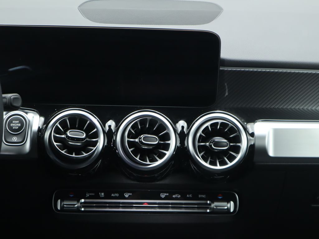 Thumbnail: 2025 Mercedes-Benz GLB - 14