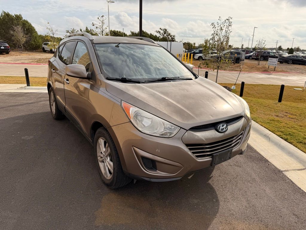 Thumbnail: 2010 Hyundai Tucson - 3