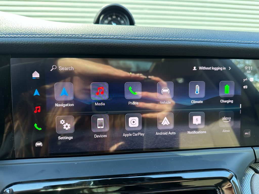 Thumbnail: 2026 Porsche Panamera - 26