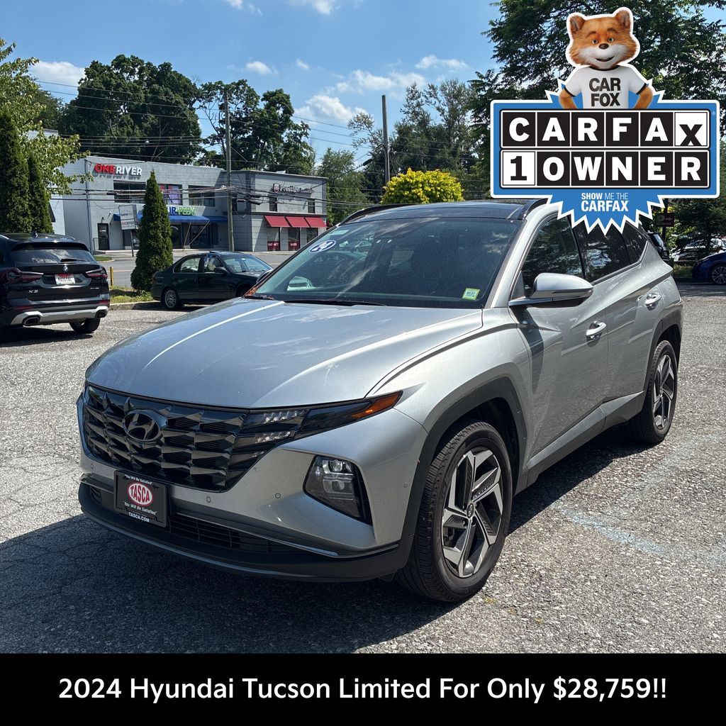 Shimmering Silver 2024 Hyundai Tucson SUV / Crossover All-Wheel Drive 8-Speed Automatic