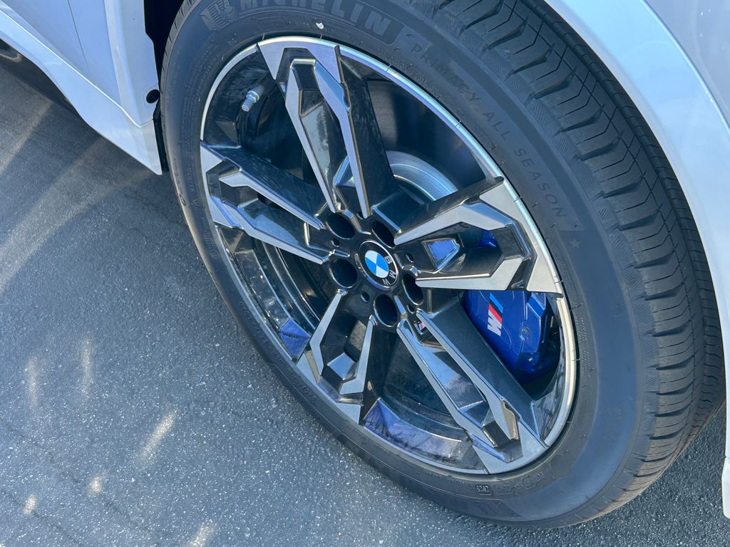 Thumbnail: 2025 BMW X1 - 3