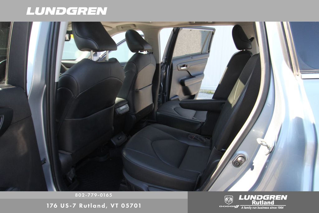 Used 2021 Toyota Highlander SUV