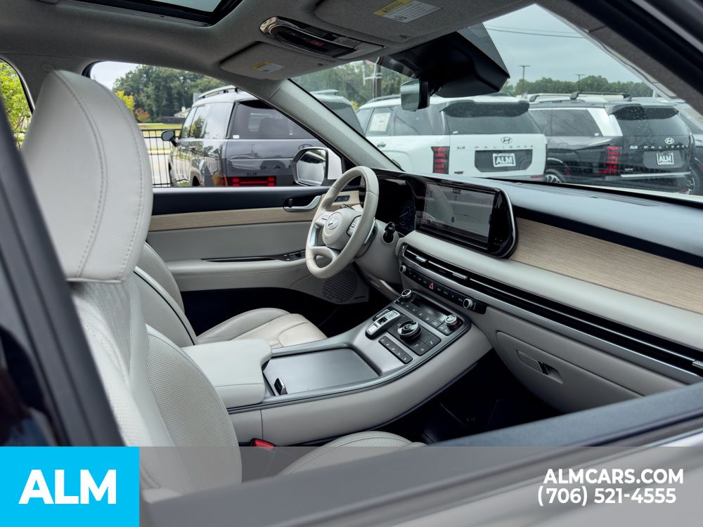 Used 2023 White Hyundai Limited image 28