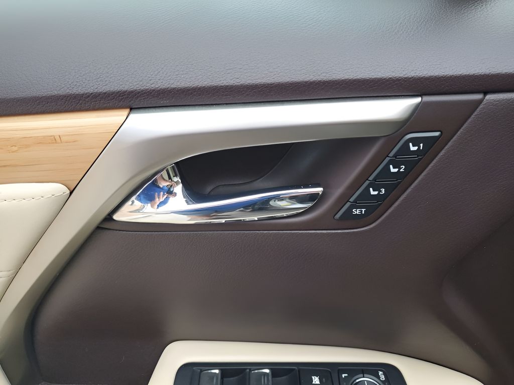 Used Car 2019 Lexus Rx  350l For Sale Under $30,000 In Austin, Texas