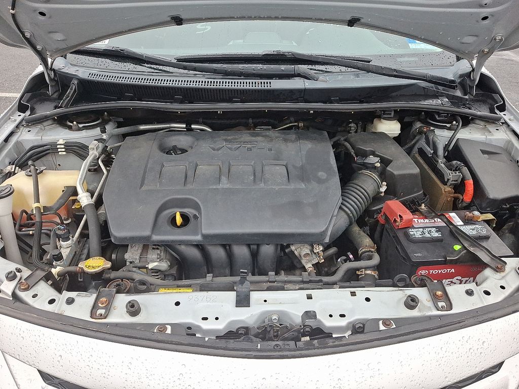 Thumbnail: 2012 Toyota Corolla - 27