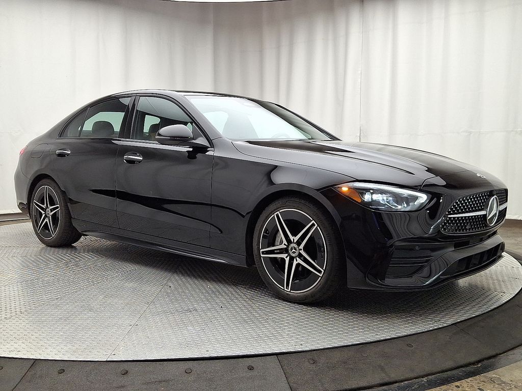 Thumbnail: 2022 Mercedes-Benz C-Class - 3