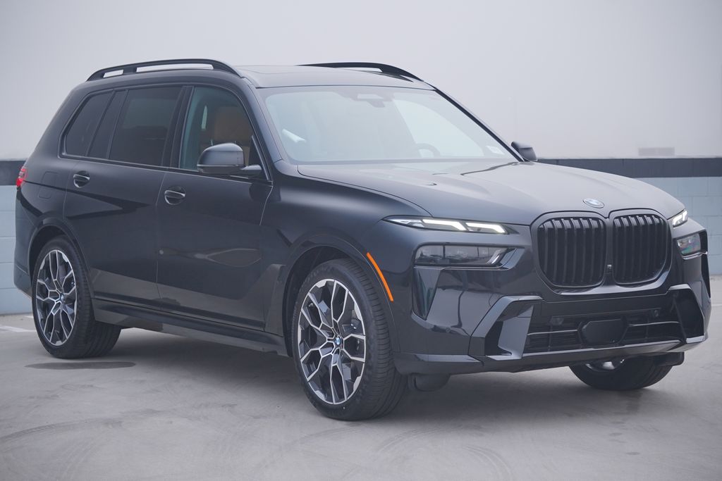Thumbnail: 2026 BMW X7 - 3