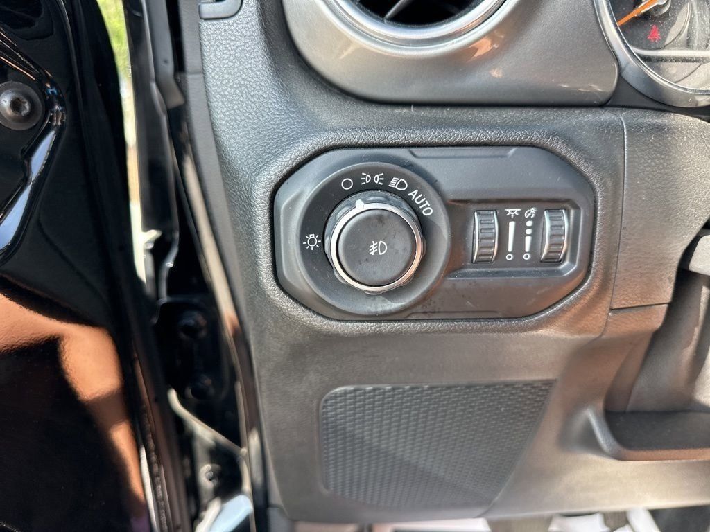 2020 Black Clearcoat Jeep Wrangler Unlimited Unlimited Sahara 4X4 SUV