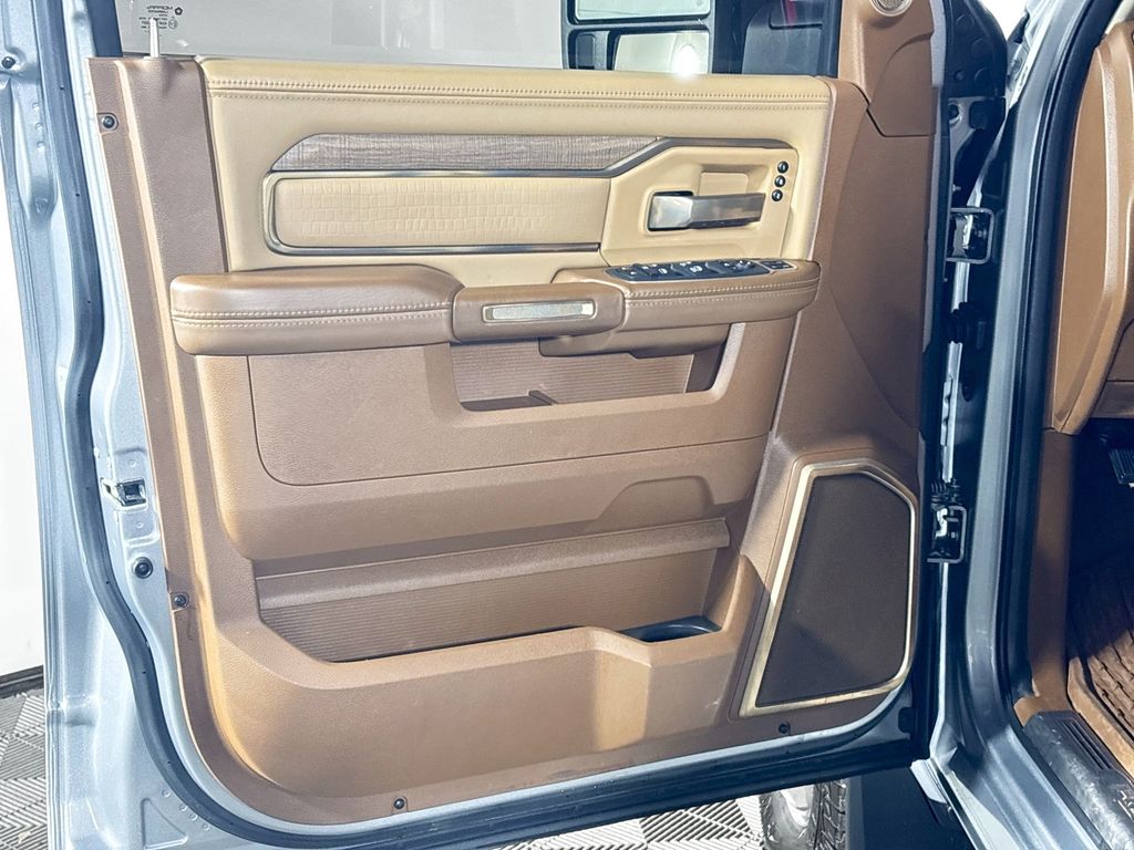 2024 Ram 3500 Laramie Longhorn