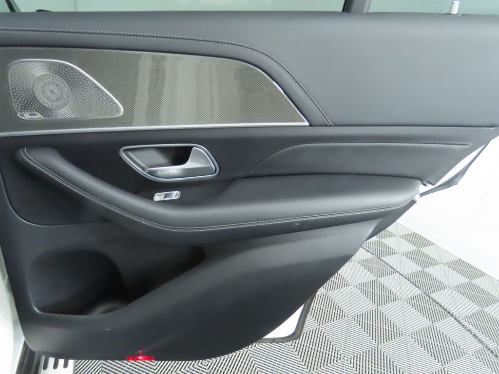 Thumbnail: 2022 Mercedes-Benz GLE - 28