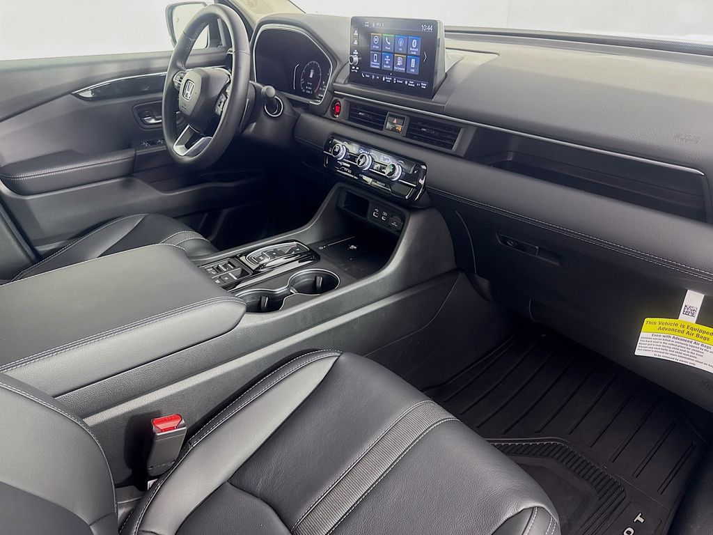 Used Car 2025 Honda Pilot  Ex-l For Sale Under $50,000 In Austin, Texas