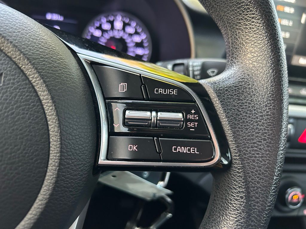 Thumbnail: 2021 Kia Forte - 18