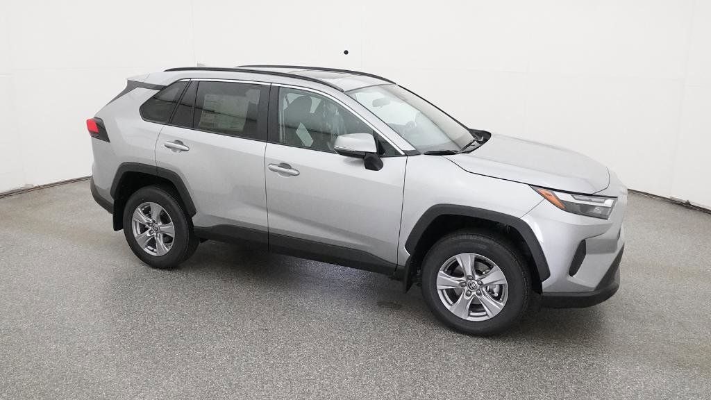 Thumbnail: 2025 Toyota RAV4 - 8