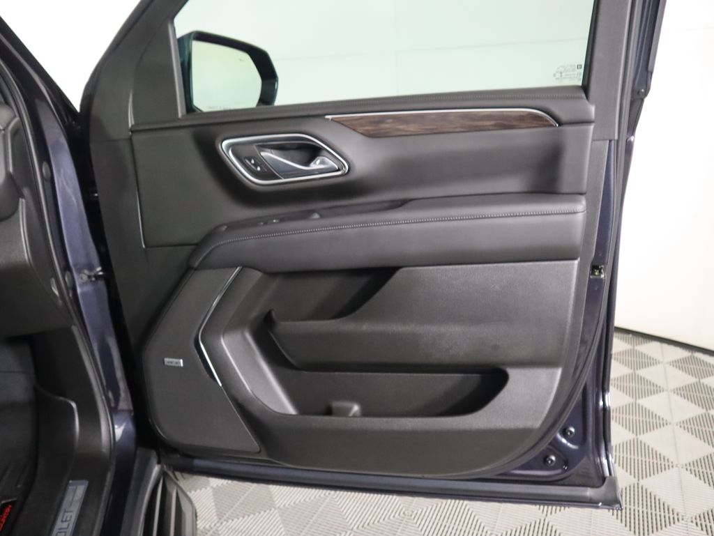 Thumbnail: 2023 Chevrolet Tahoe - 25