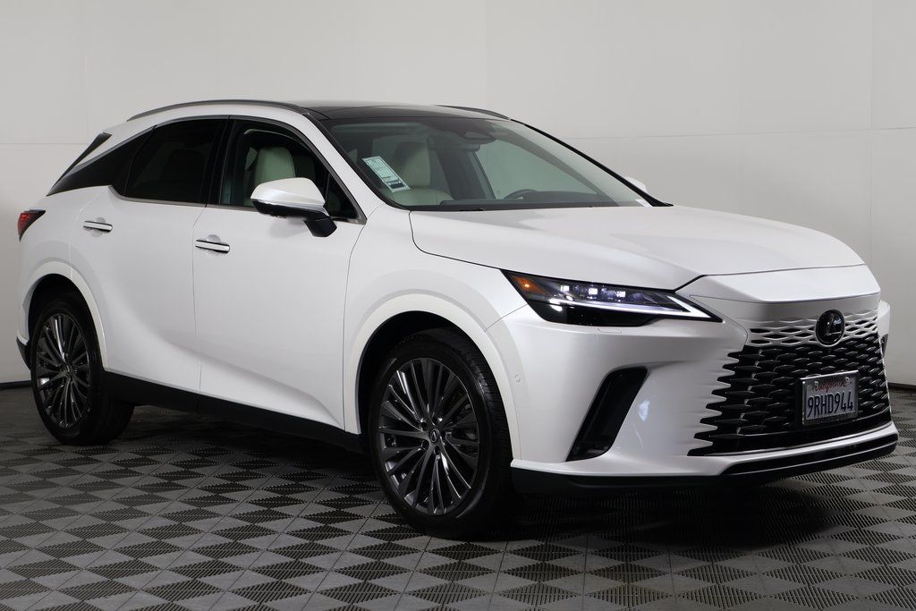 Thumbnail: 2025 Lexus RX - 3