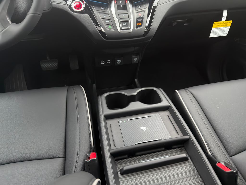 Thumbnail: 2026 Honda Odyssey - 17