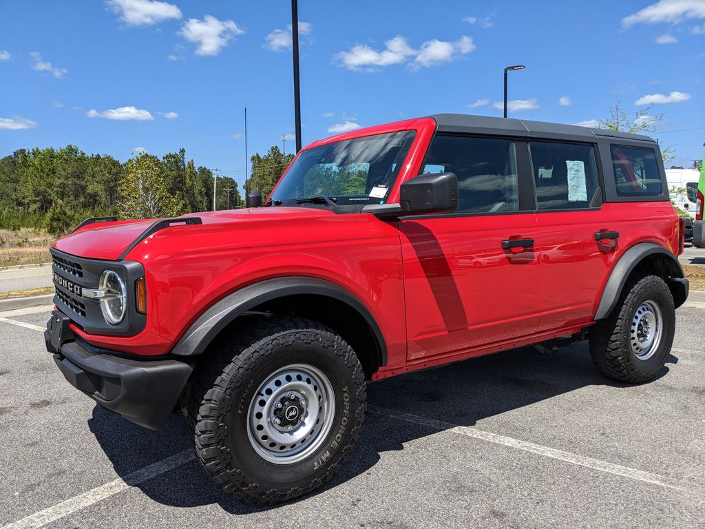 Race Red 2022 Ford Bronco 4-Door 4WD SUV / Crossover Four-Wheel Drive 10-Speed Automatic