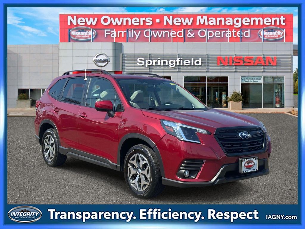 2023 Subaru Forester Premium Crossover AWD
