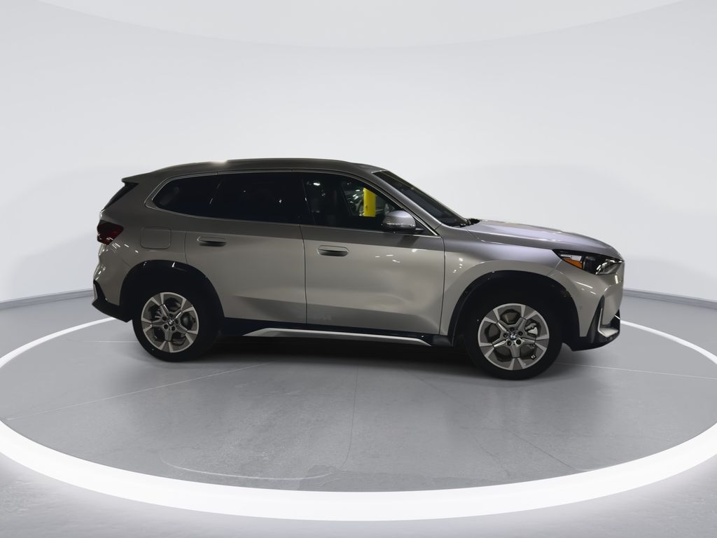 Thumbnail: 2026 BMW X1 - 9