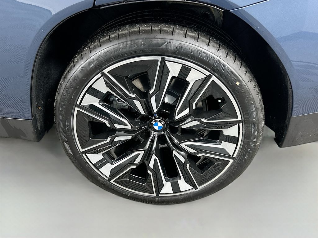 Thumbnail: 2026 BMW X3 - 23