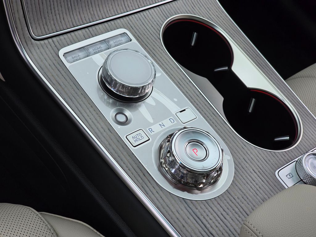 New 2026 Silver Genesis 2.5T image 17