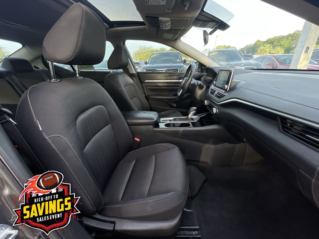 Used 2021 Nissan Altima Sedan