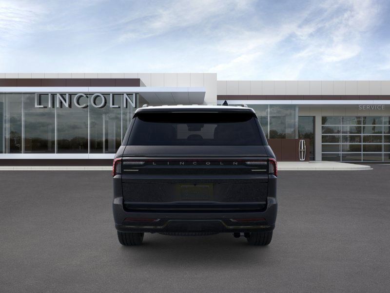 Thumbnail: 2025 Lincoln Navigator - 5