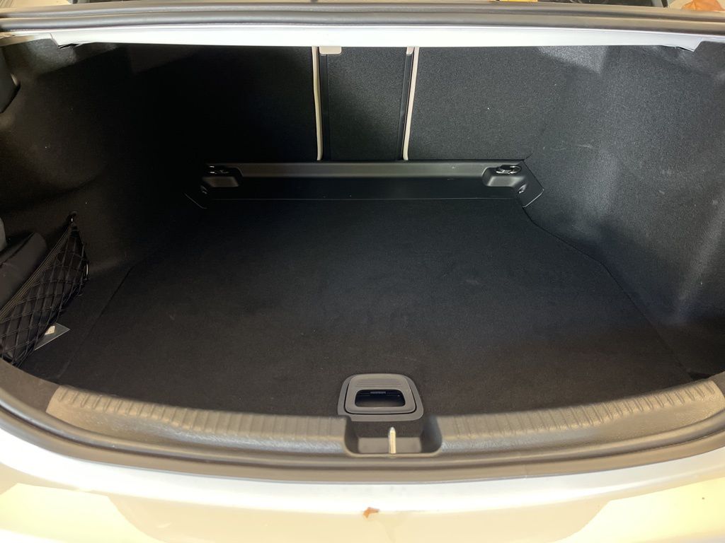 Thumbnail: 2025 Mercedes-Benz C-Class - 28