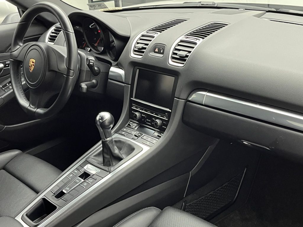 Thumbnail: 2013 Porsche Boxster - 31