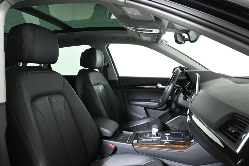 Thumbnail: 2019 Audi Q5 - 28