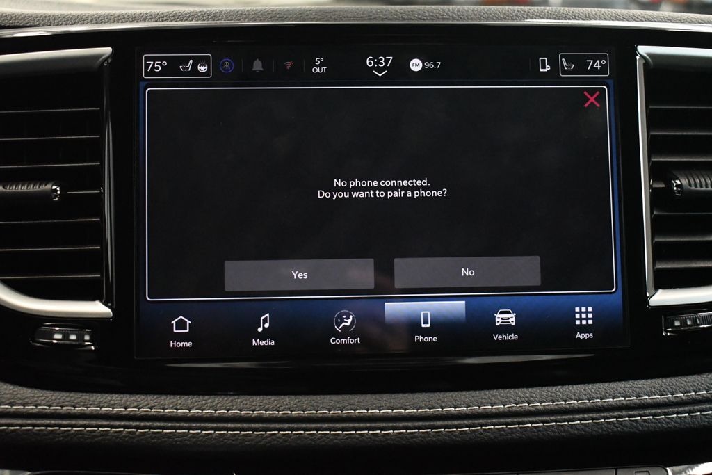 Used 2026 White Chrysler Select image 38