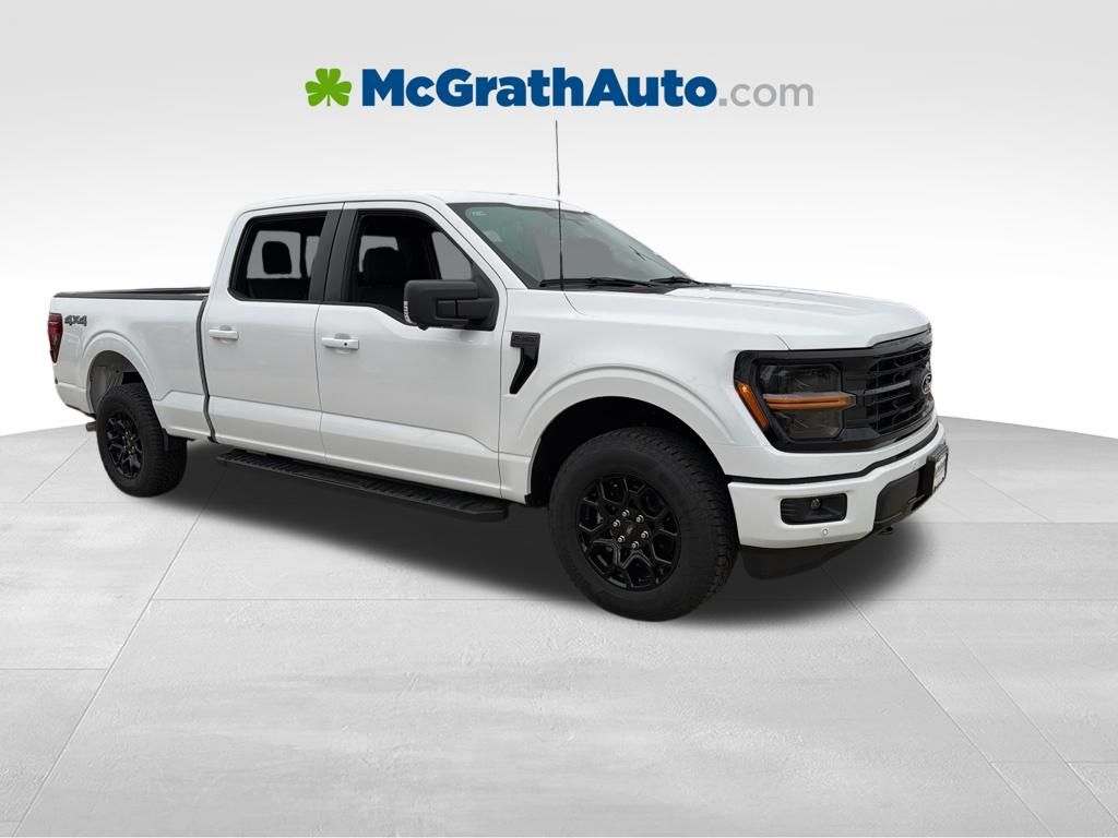 New 2026 White Ford XLT image 2