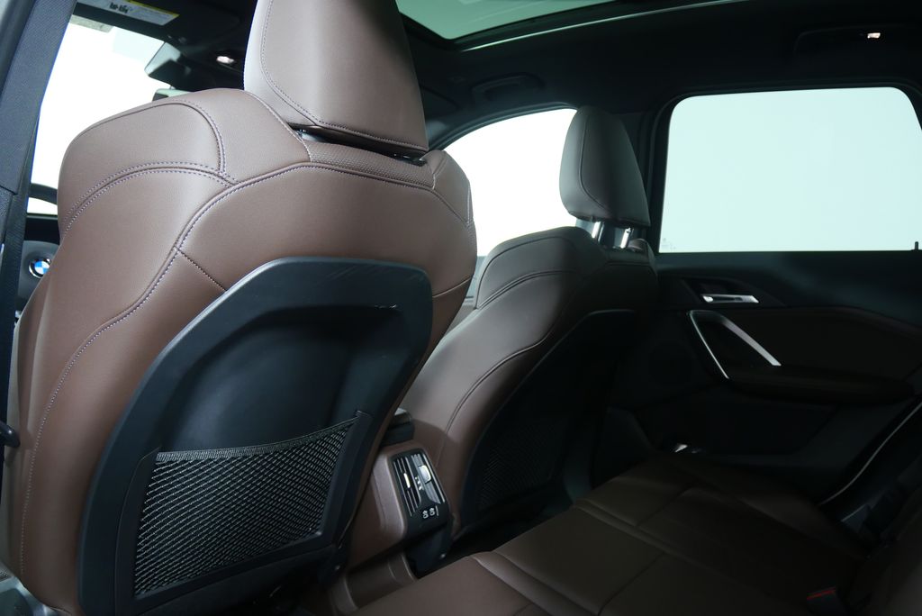 Thumbnail: 2023 BMW X1 - 17