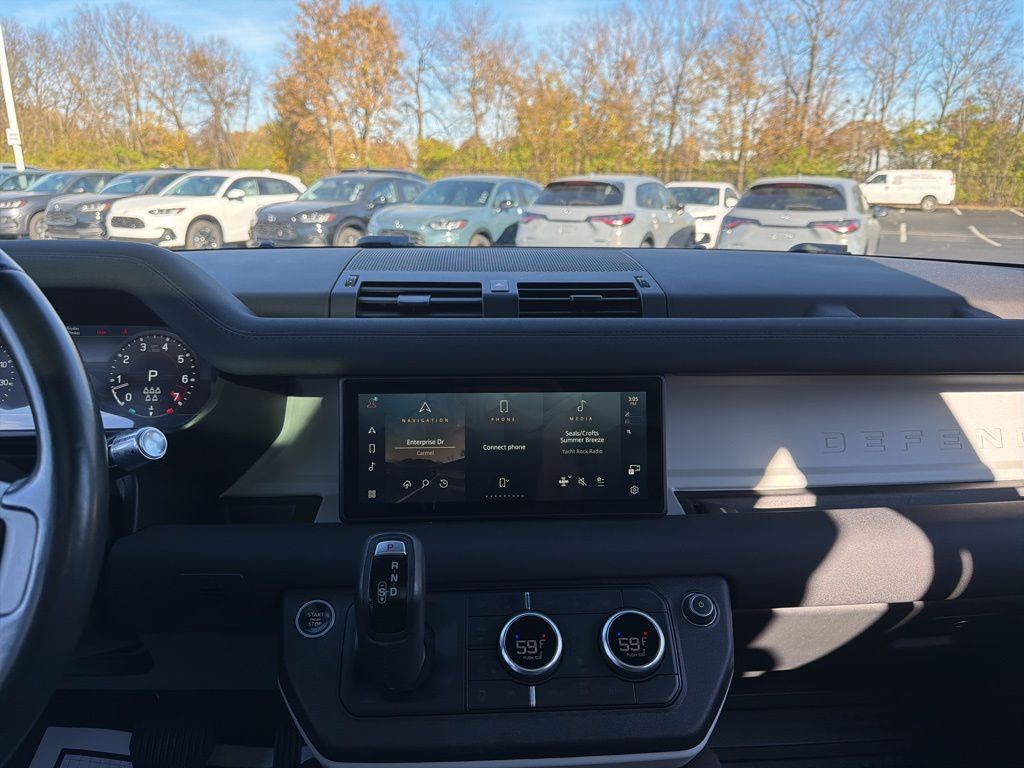 Thumbnail: 2021 Land Rover Defender - 15