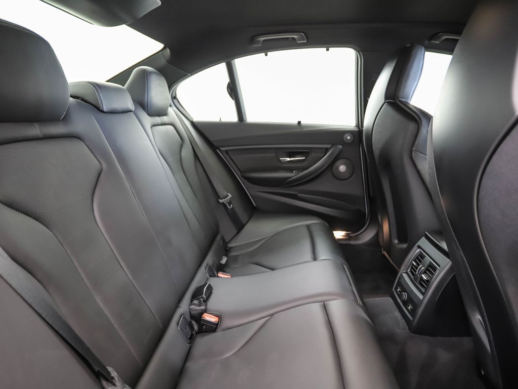 Thumbnail: 2016 BMW M3 - 27