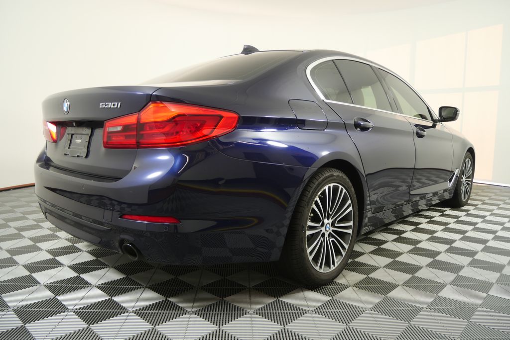 Thumbnail: 2019 BMW 5 Series - 3