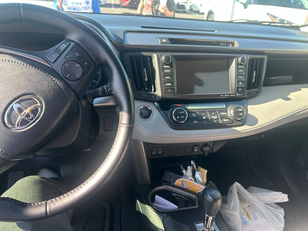 Thumbnail: 2017 Toyota RAV4 - 11