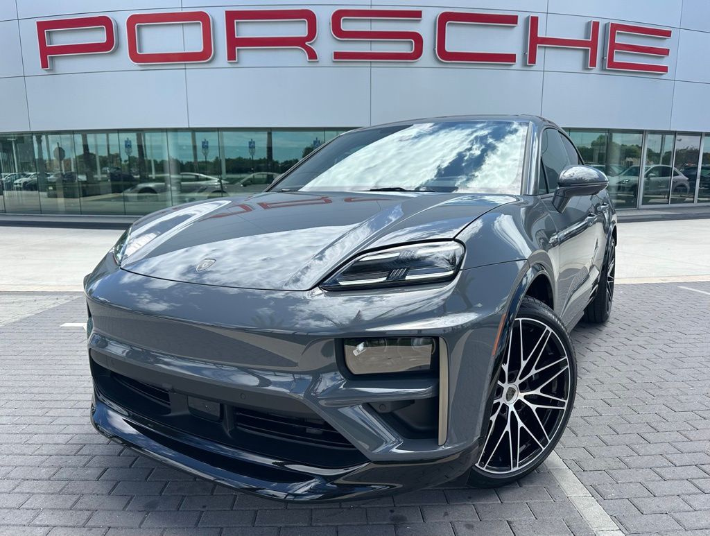 Thumbnail: 2026 Porsche Macan - 1