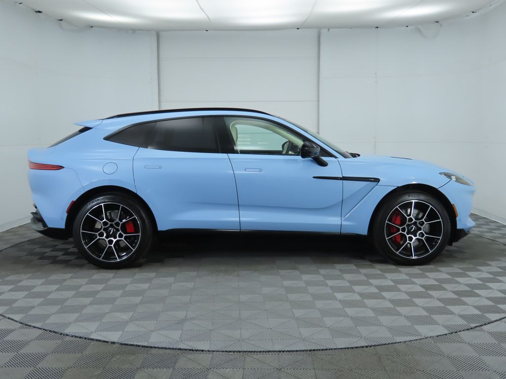 2021 Aston Martin DBX Base 4