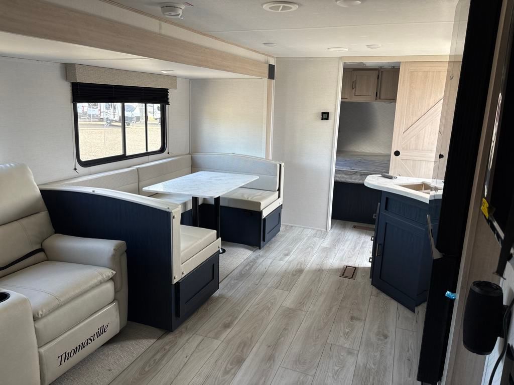 2025 Prime Time Avenger 27 RBS Travel Trailer