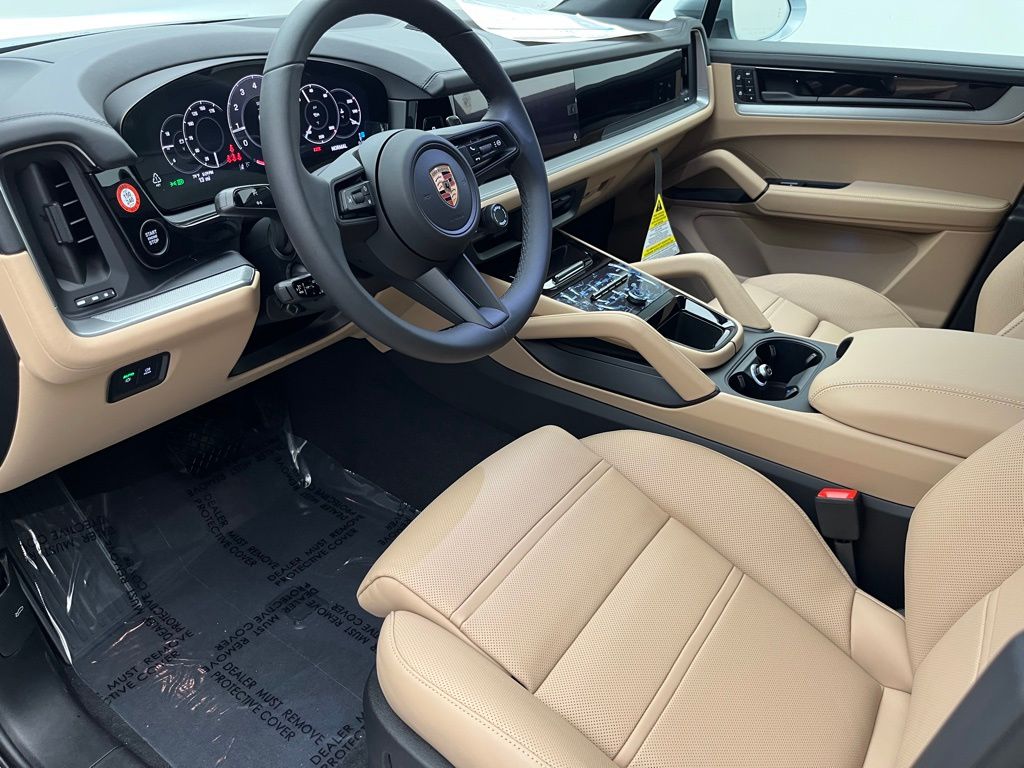 Thumbnail: 2026 Porsche Cayenne - 4