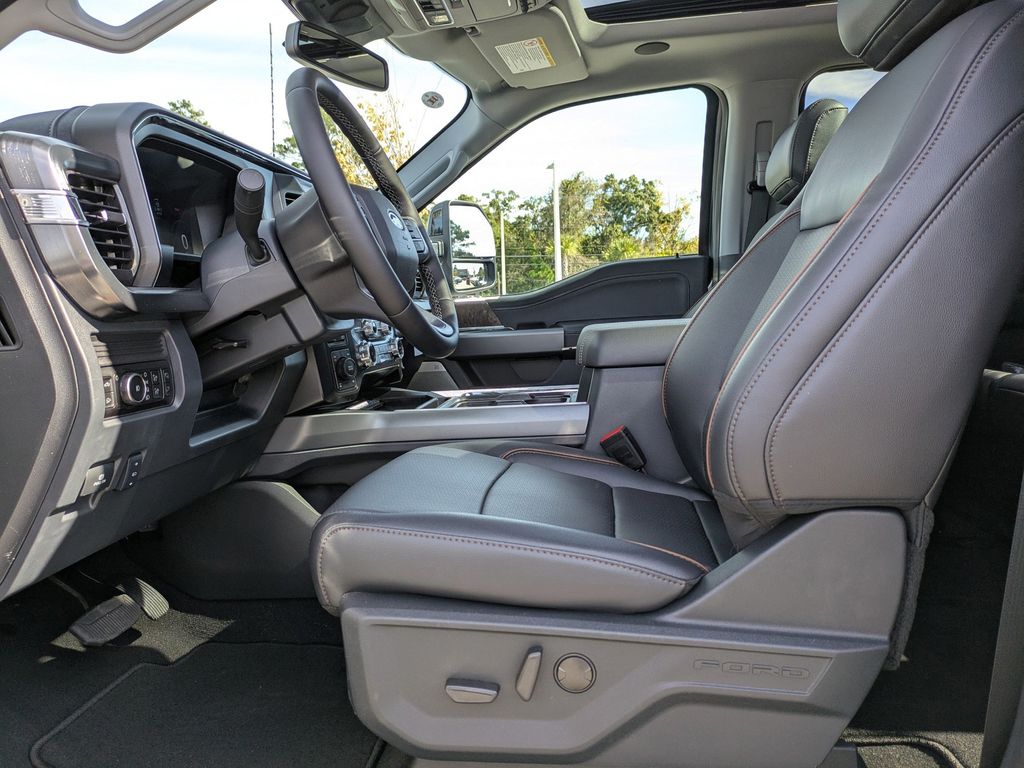 2025 Ford F-250 LARIAT