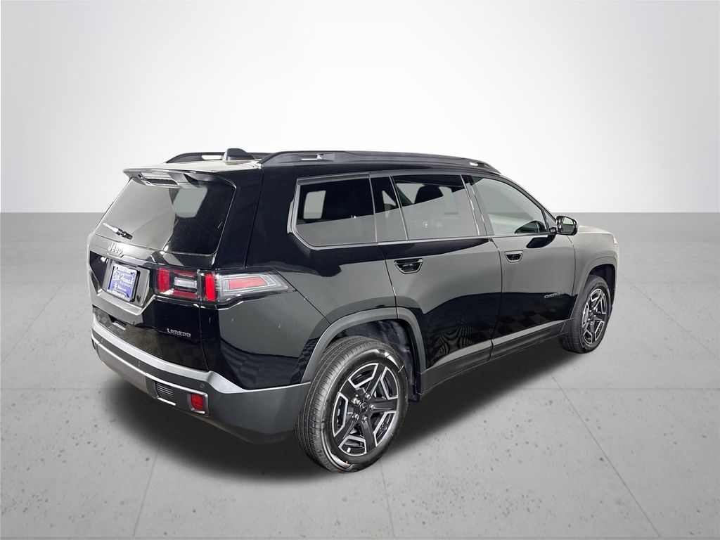 2026 Jeep Cherokee Laredo