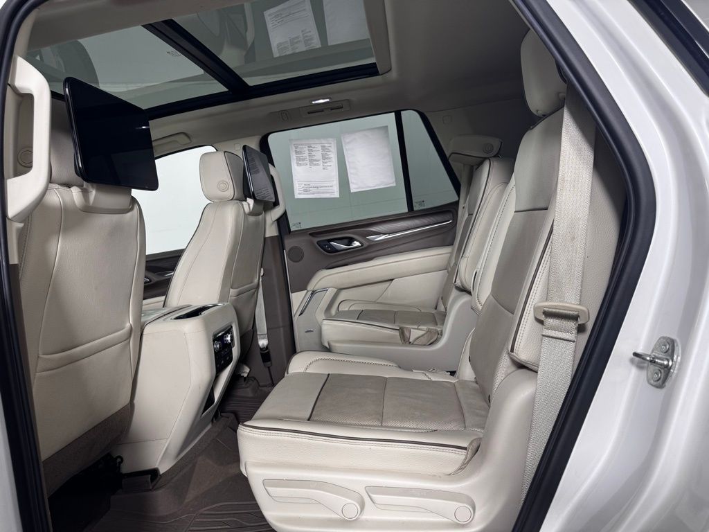 Used 2021 White GMC Denali image 16