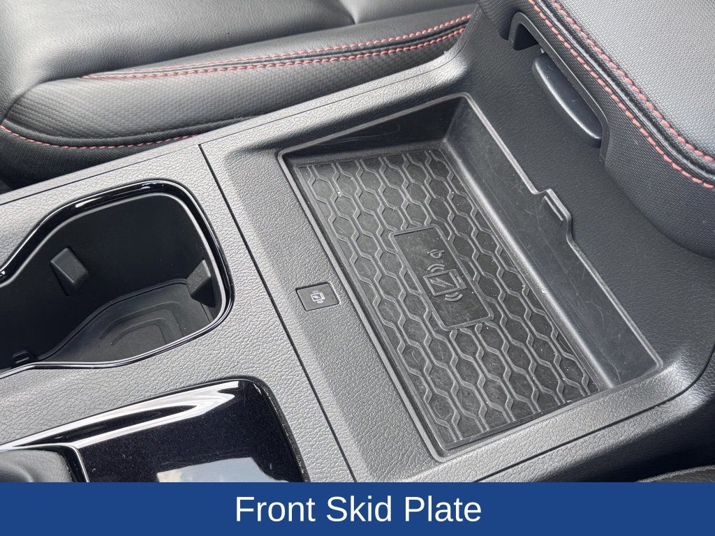 2024 Nissan Frontier Crew Cab PRO-X 4x2
