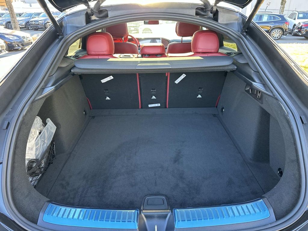 Thumbnail: 2026 Mercedes-Benz GLE - 13