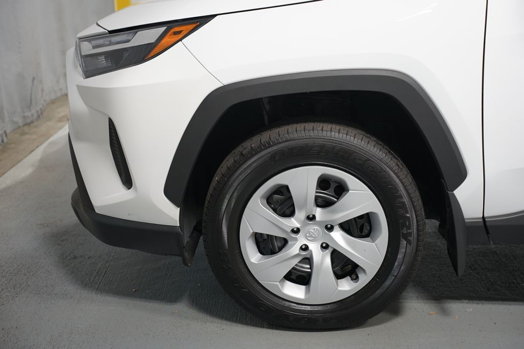 Thumbnail: 2025 Toyota RAV4 - 5