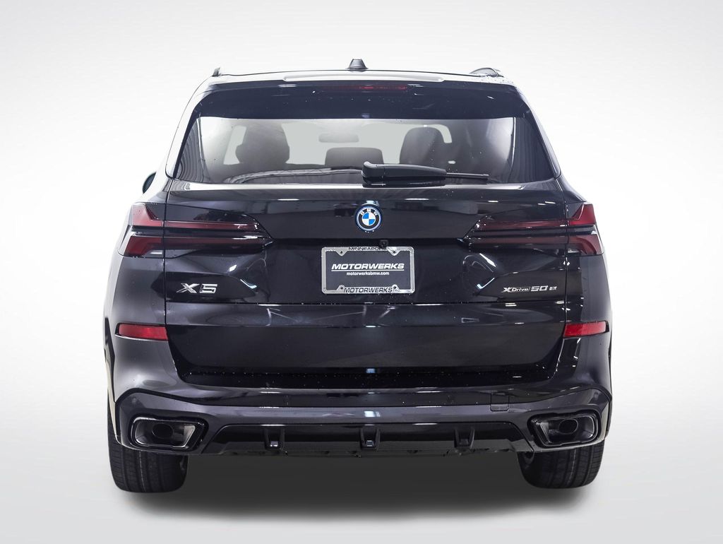 Thumbnail: 2026 BMW X5 - 4