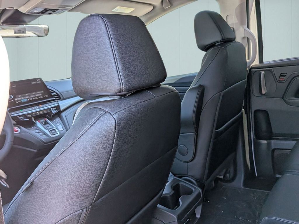 2026 Honda Odyssey EX-L - Photo 24