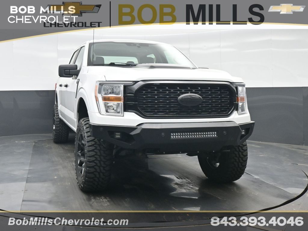 Oxford White 2022 Ford F-150 Pickup Truck Four-Wheel Drive Automatic